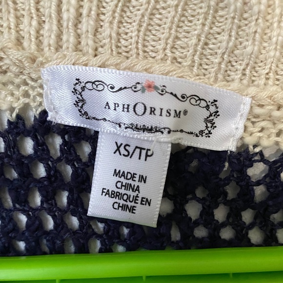 Striped batwing top - Picture 2 of 6